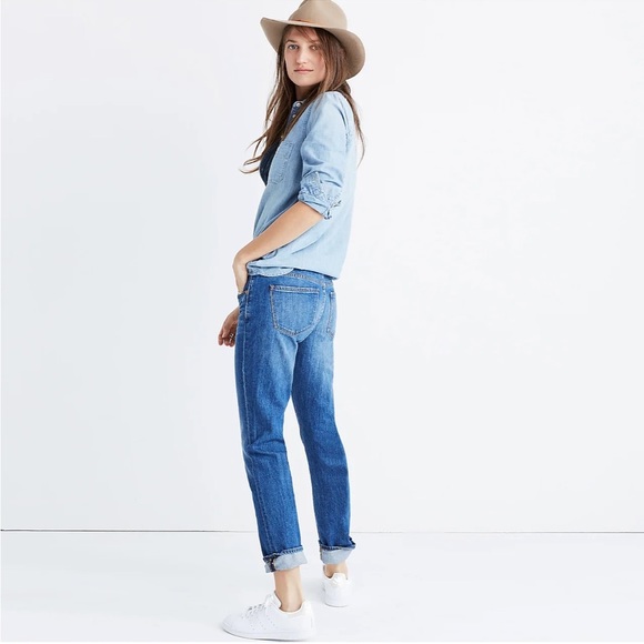 Madewell Denim - Madewell size 30 The Slim Boyjean in Walton Wash